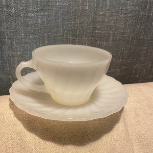 Vtg Anchor Hocking Suburbia Demitasse Tea Cup & Saucer Set